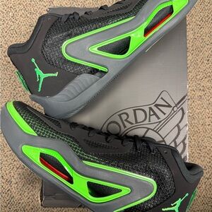 Jordan Tatum 1 Celtics - Men's Black and Neon Green Sneakers